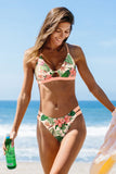 bikini Carolyn à motifs de feuilles et de fleurs est doté de bretelles croisées et entrecroisées